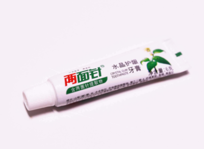 牙膏-名辰
